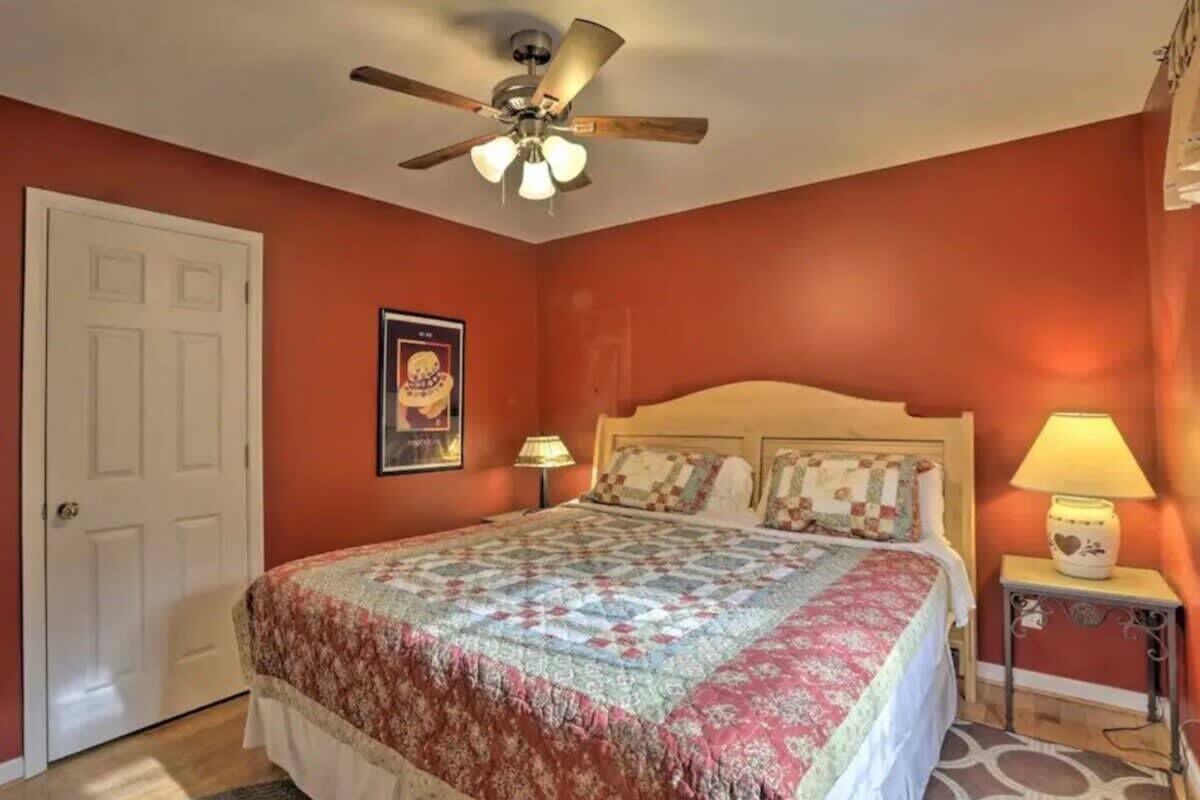 4 chambres, fer et planche à repasser, Wi-Fi, draps fournis