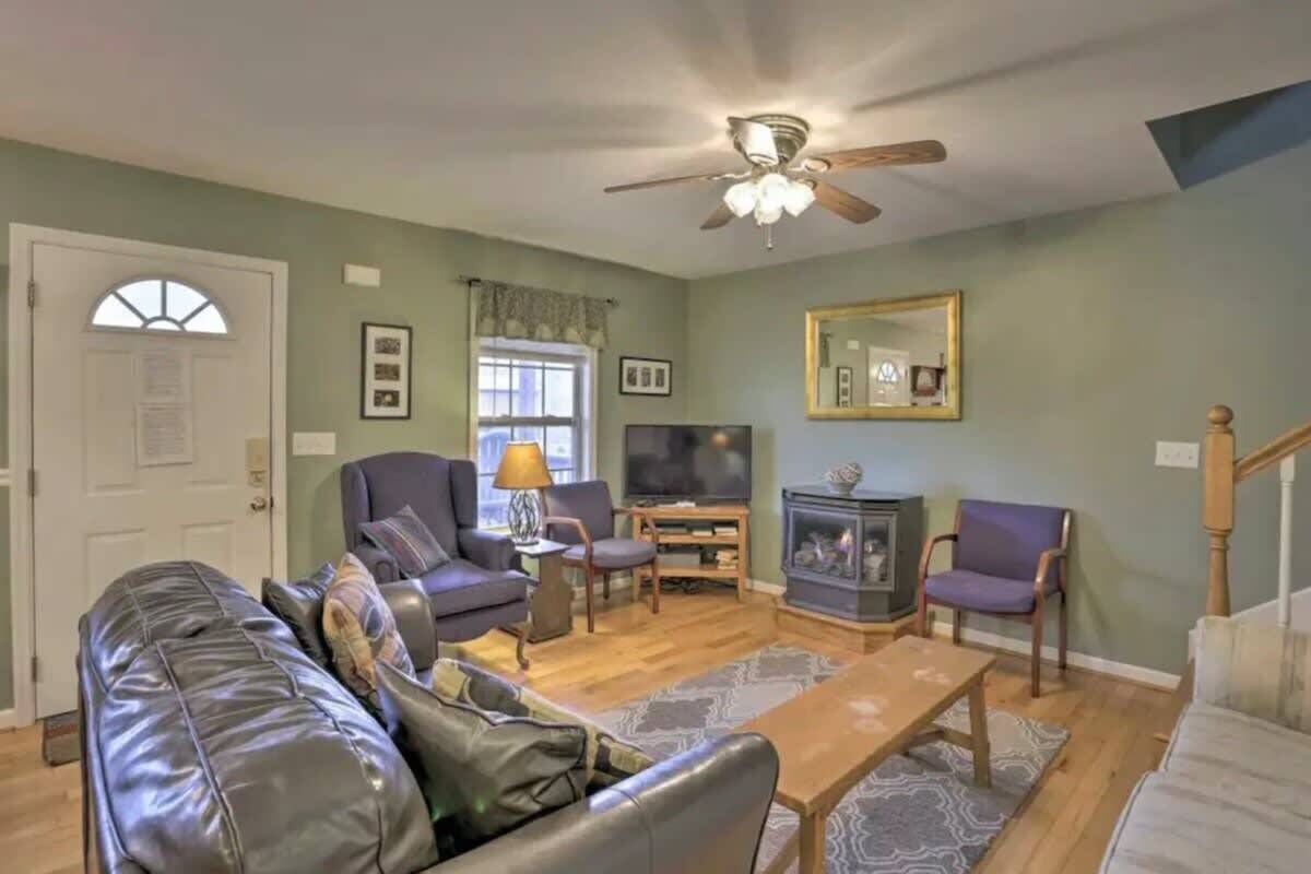 TV, peis og kontorer