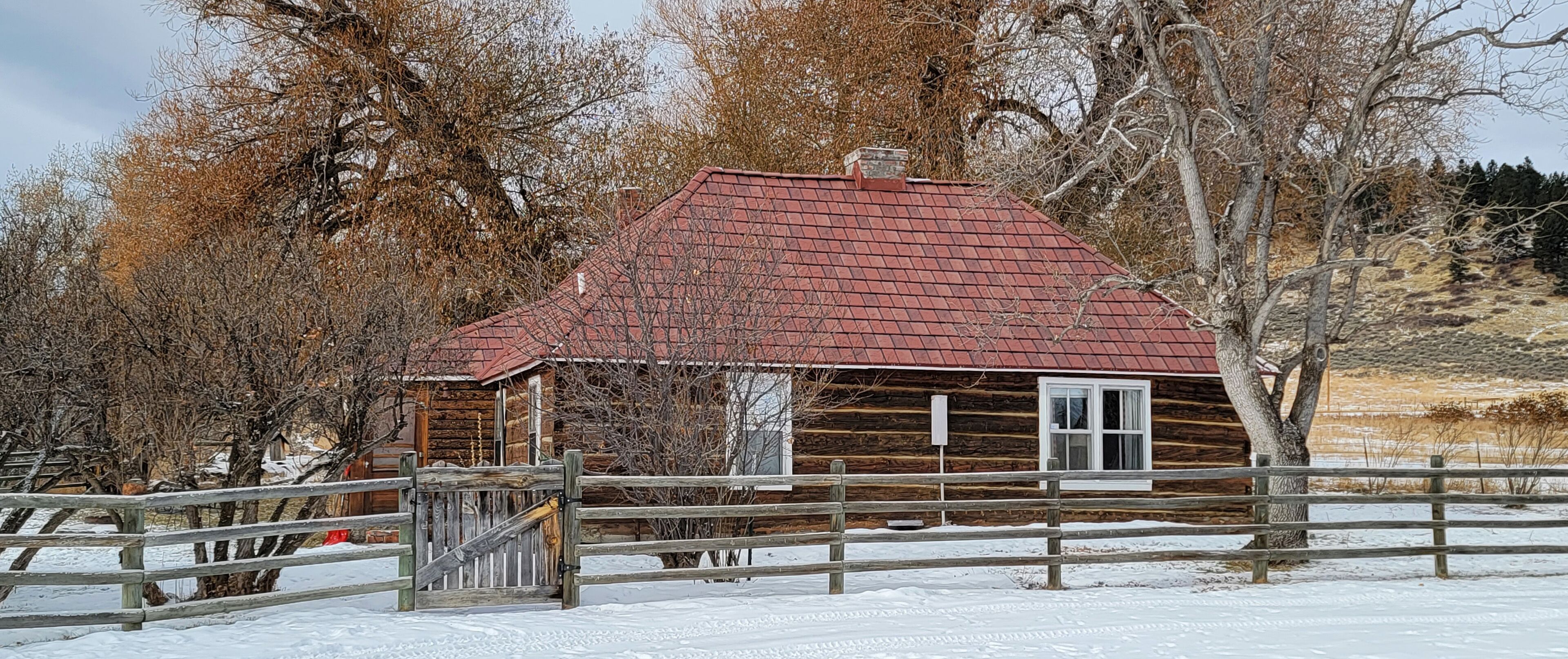 Historic Cabin along the West Rosebud River