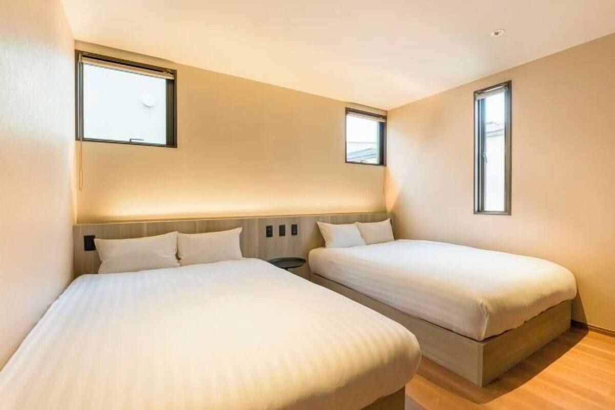 Blackout curtains, free WiFi, bed sheets