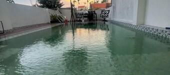 Moon house villa