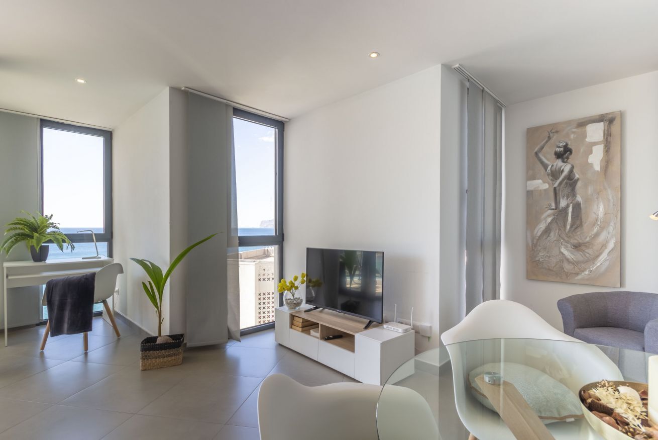 Televisión, chimenea