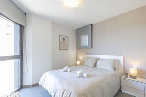 2 bedrooms, iron/ironing board, travel cot, WiFi