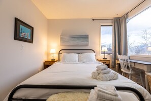 2 chambres, bureau, Wi-Fi gratuit, draps fournis