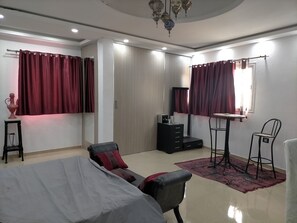 7 bedrooms, iron/ironing board, travel crib, free WiFi