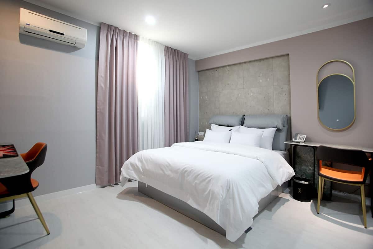 Wifi gratis y ropa de cama