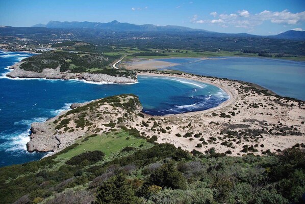 Sun loungers - Villa Sol. (Methoni)
