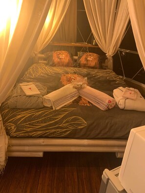 1 sovrum, internet och sängkläder