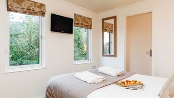 4 bedrooms, free WiFi