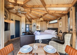 1 bedroom, free WiFi - Tissington Treehouses (Ashbourne)