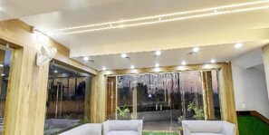 Exterior - HOTEL SHIVAY INTERNATIONAL (Tharad)