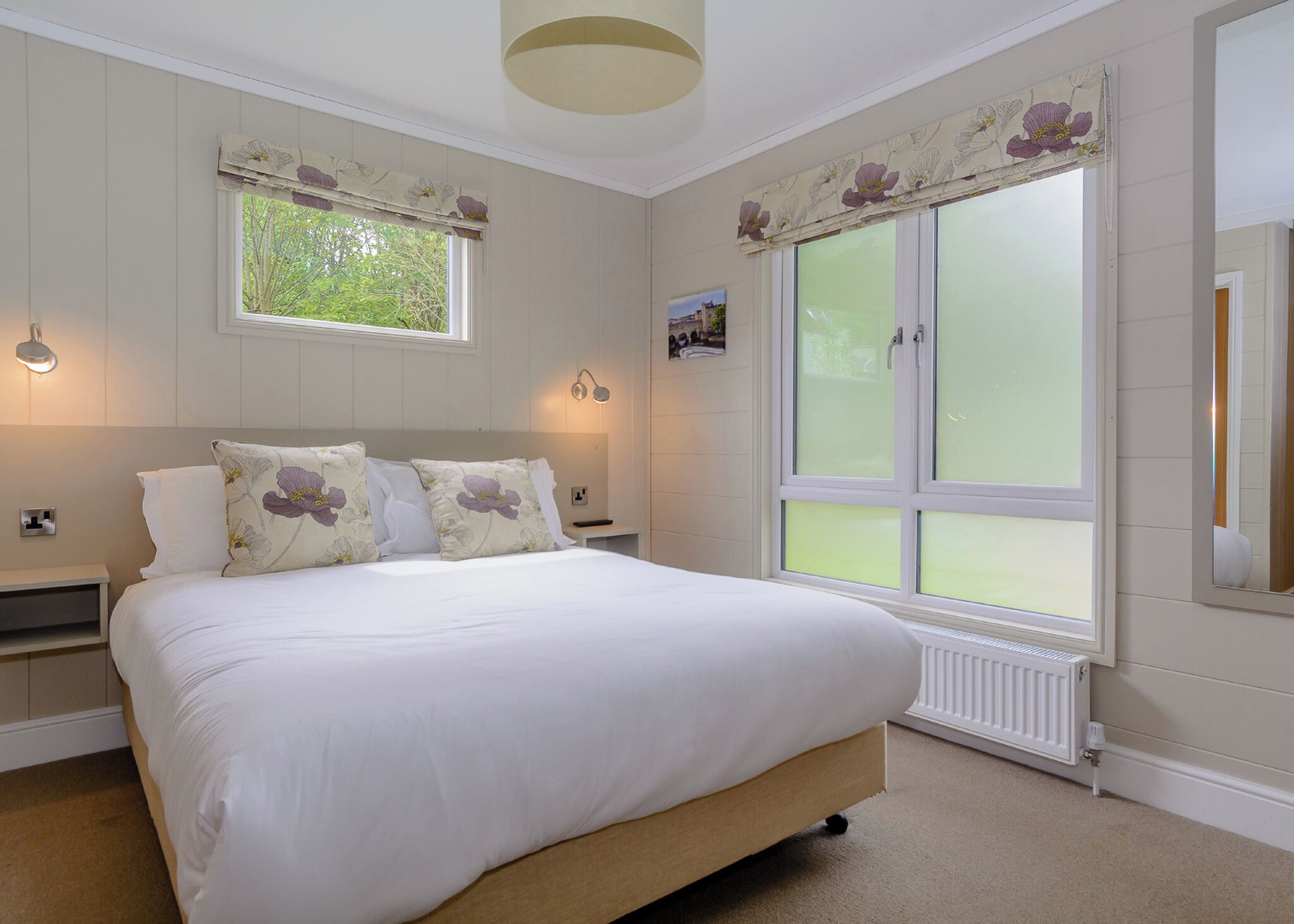 2 bedrooms
