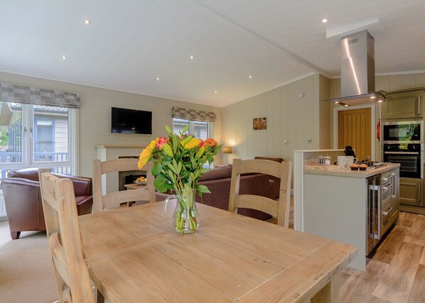 Dining - Pemberley Watersedge Lodge (Newton Saint Loe, Nr Bath)