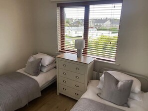 3 Schlafzimmer, Zimmersafe, Bügeleisen/Bügelbrett, kostenloses WLAN