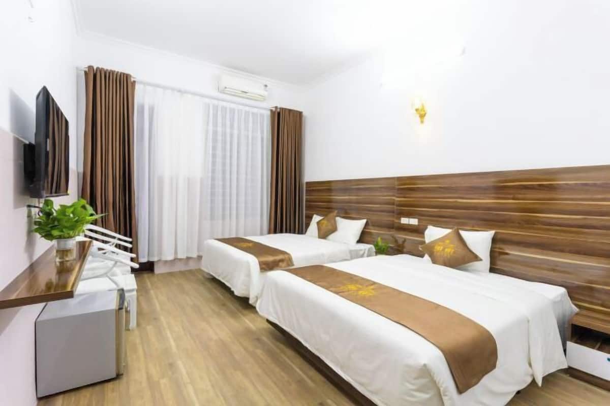 Premium bedding, pillowtop beds, individually decorated