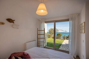 4 bedrooms, iron/ironing board, travel cot, WiFi - Villa Sea Soul - luxury with access to the sea (porto taverna)