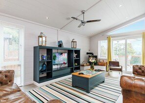 Living area - Brunel Premier Elegance Lodge 3 (Cheddar)