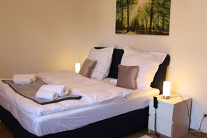 2 bedrooms, WiFi, bed sheets