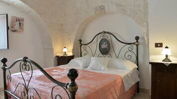 1 camera, ferro/asse da stiro, Wi-Fi gratuito, lenzuola