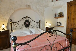 1 dormitorio, tabla de planchar con plancha, wifi gratis y ropa de cama