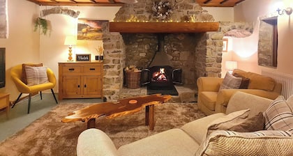 2 bedroom accommodation in Pontyberem, Carmarthenshire