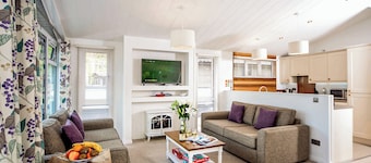 Carisbrooke Premier Lodge