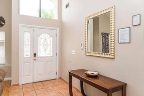 Interior - Vegas 4BR Haven w/ Pool, Spa, and Pool Table (Las Vegas)