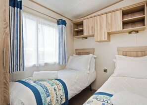 2 bedrooms