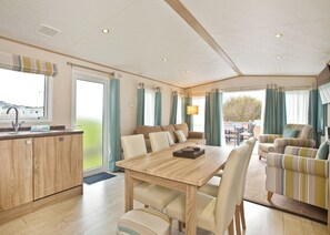 Interior - 2 bedroom accommodation in Newquay (Newquay)