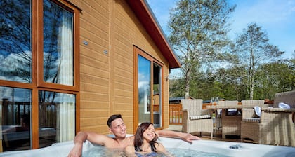 Glastonbury Lodge Premier