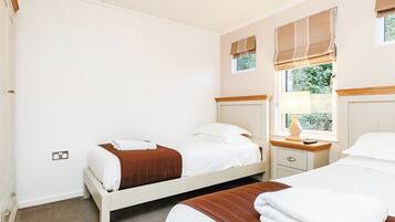 4 bedrooms, free WiFi