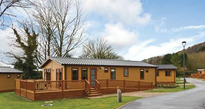 Glastonbury Lodge Premier