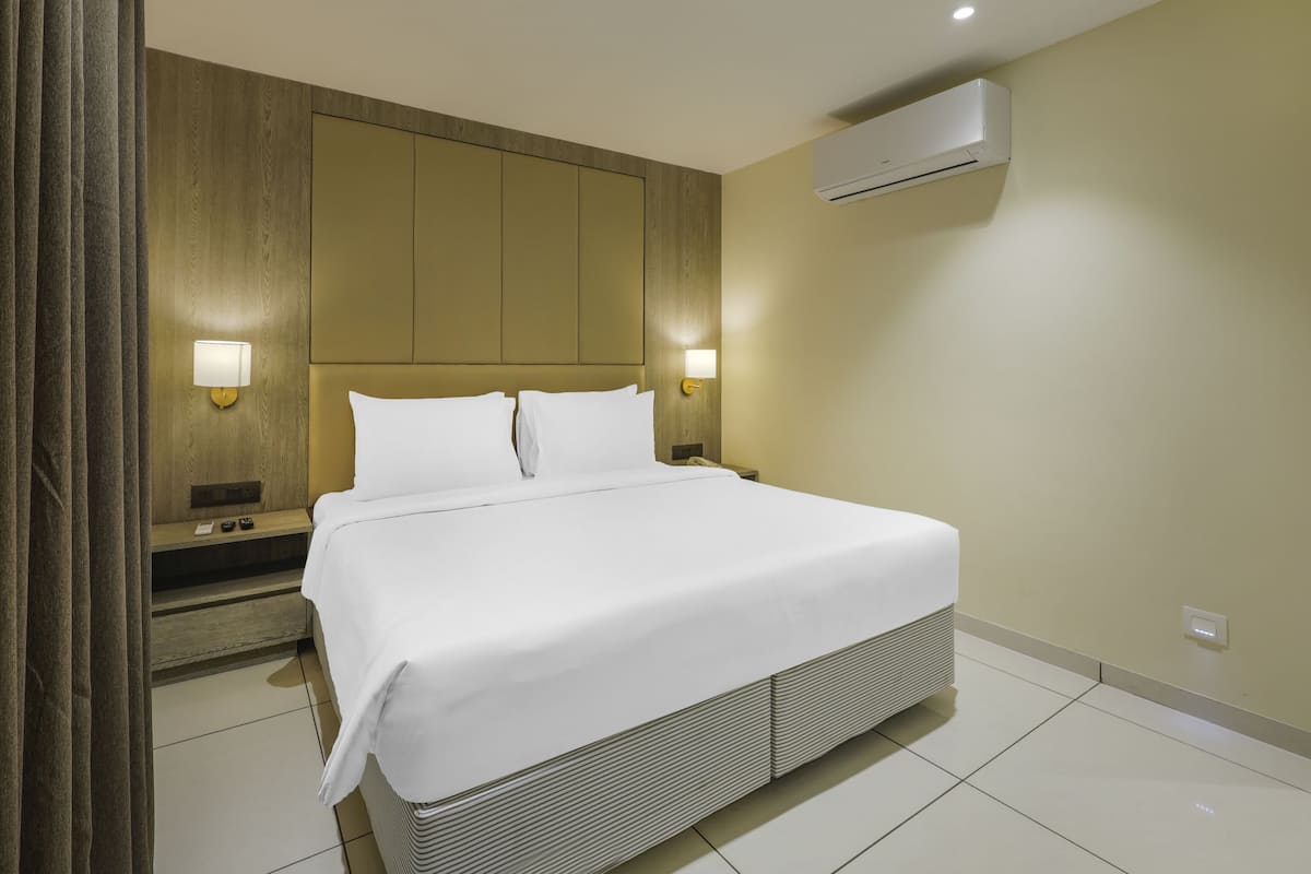 Deluxe Room | Free WiFi, bed sheets