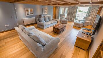 Smart TV y futbolito