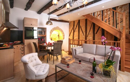 Amazing home in Sarlat-la-Canéda