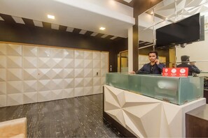 Reception - Seven Hills Inn (Mumbai)