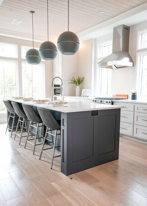 Dining - "Piece of Paradise" Brand New Luxury Home, Golf Cart, Bikes (Inlet Beach)