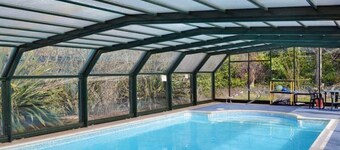 Lord Derby, Cottage with pool & hot tub, tranquil setting,20min from Southwold 