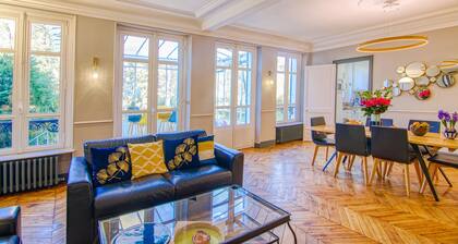 Somptueuse villa au coeur du parc de la princesse