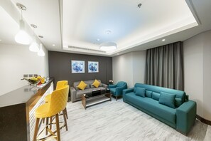 Senior Suite, 2 Single Beds