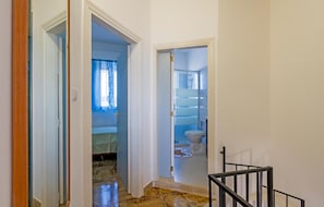 2 bedrooms, in-room safe, free WiFi, bed sheets