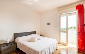 2 bedrooms, in-room safe, free WiFi, bed sheets