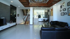 Unclassified image, 2 of 43, button - Patong Seaview Pool Villa 3 bedroom (Patong)
