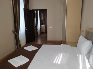 Minibar, WiFi, bed sheets - Gold Hotel Quba (Quba)