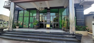 Fachada de la propiedad