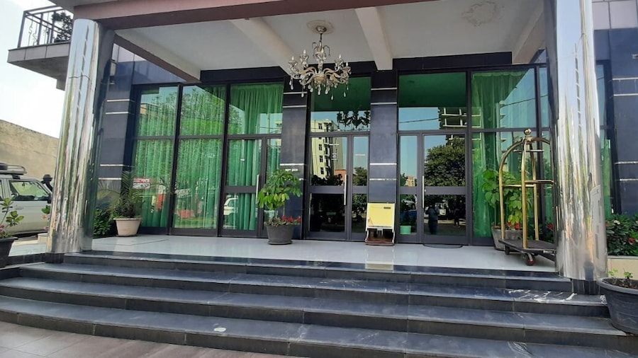 ABAY INTERNATIONAL HOTEL