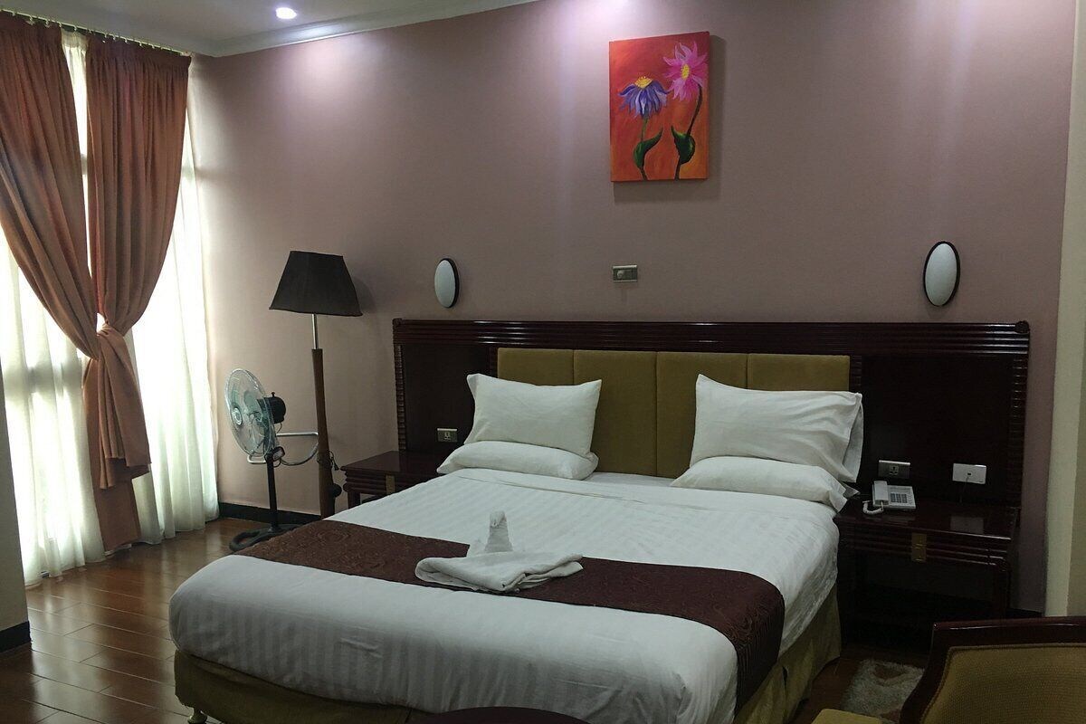 In-room safe, desk, laptop workspace, blackout drapes