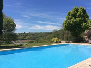 Piscine extérieure