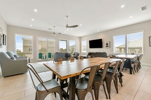 Dining - Beautiful 6 Bedroom, 6 Bath Gulf View Home w/ Private Pool/Pet Friendly too! (Pensacola Beach)