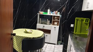 Uklassifisert bilde, 2 av 27, knapp